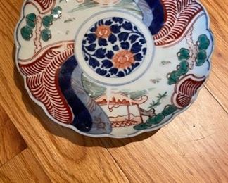 Set of 6 Antique Japanese Imari Porcelain Plates (some chips). Each measures 7.25" D. Photo 1 of 2.