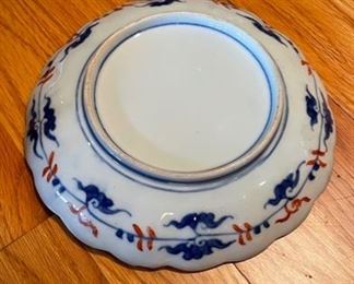 Set of 6 Antique Japanese Imari Porcelain Plates (some chips). Each measures 7.25" D. Photo 2 of 2.