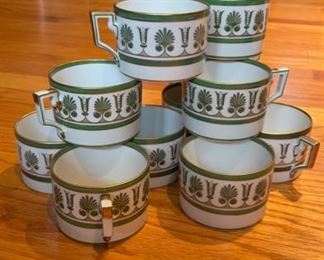 Richard Ginori "Pittoria" Ercolano Green & Gold 5-Piece Place Set - Dinner, Salad, Bread & Butter, Fruit Dishes and Tea or Coffee Cups. Complete service for 12. Photo 3 of 4.