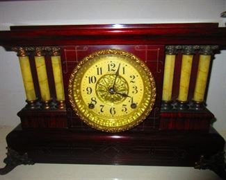 Antique Seth Thomas mantle clock