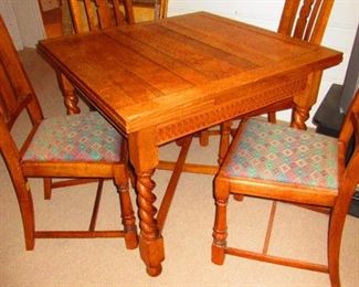 Arts & crafts table with chairs