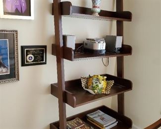 Ladder like bookshelf Walnut tone