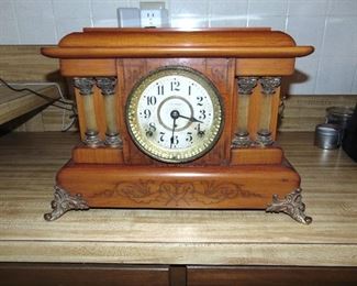 Seth Thomas mantle clock cir. 1902