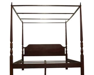 stock pic of Kaiyo Bombay queen bed.