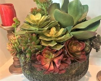 Artificial succulent plant