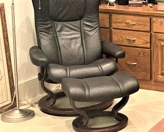 Stressless comfort - Ekornes chair and ottoman