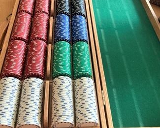 Poker chips & case