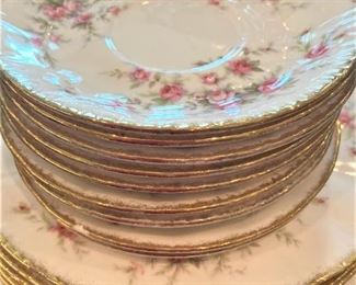 20 miscellaneous pieces of Paragon china - "Victoriana Rose" - made in England