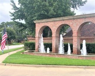 Please remember to park on Hollytree Dr.