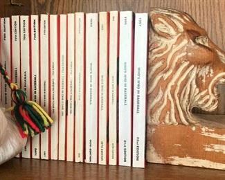 Lion bookends