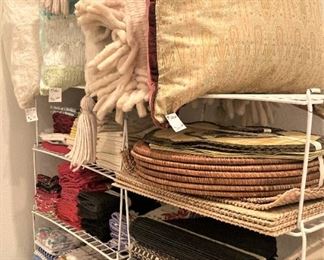 Placemats and napkins