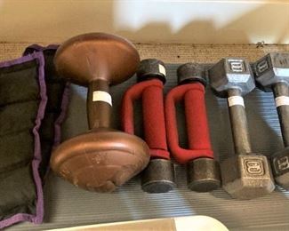 Hand weights