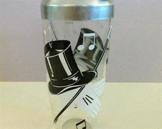 Hazel Atlas Top Hat shaker