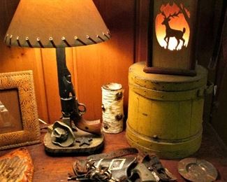 Cool western lamps & toy guns