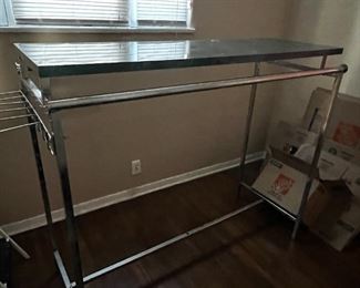 Open air Clothes hanging rack - green faux top, Rob Room