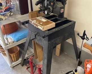 Craftsman 10 inch radial saw
