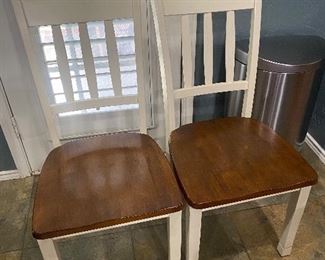 2 side chairs 
