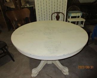 Shabby chic oak table with paw feet. Nice!