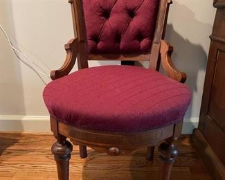Vintage Eastlake Slipper Side Chair