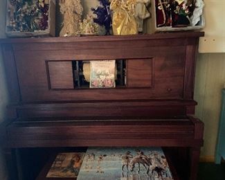 Meldorf Antique Player Piano 1920’s-1930’s .