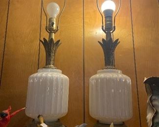 Hollywood Carnival Milk Gass