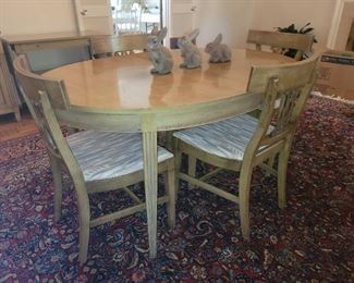 Vintage dining table with extra leaves and chairs