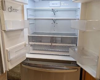 LG Refrigerator Mod: LFXC22526S/10 Ser: 112KRXD2A330