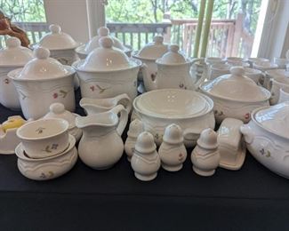 Pfaltzgraff Dining Set