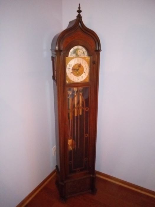 Estate Tag Sale & Auction in Morton, IL starts on 9/15/2022