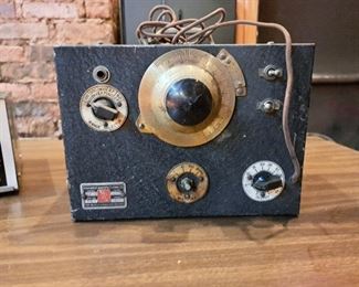 Vintage Monarch Signal Generator