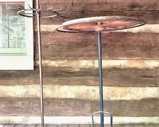 Wagon Wheel clothes rack