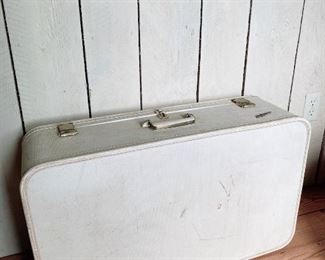 Lady Baltimore Luggage