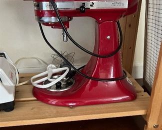 KITCHENAID MIXER