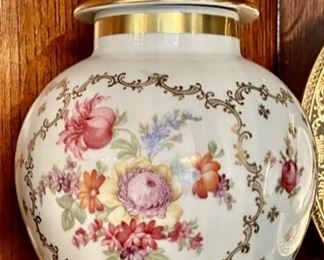 545. 11" Dresden Schuman Ginger Jar w/Lid, Early 20th Century