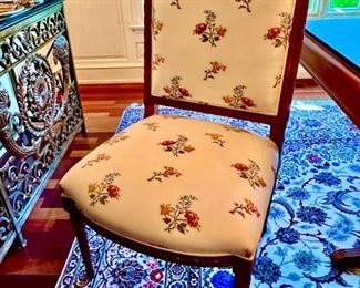28. Set of 8 Upholstered Dining Chairs w/ Carved Frame (2 Arm & 6 Side) (24" x 21") x 44"