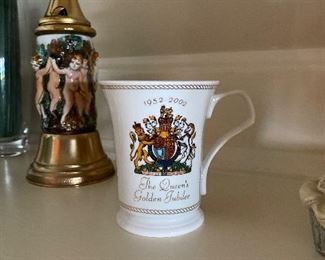 LARGE COLLECTION OF PRINCESS DIANA AND CHARLES AND GOLDEN JUBILEE ITEMS 