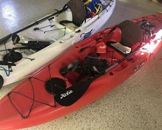HOBIE OUTBACK KAYAKS LOADED TO THE GILLS SPORT FISHING KAYAK , EXCELLENT CONDITION SOME SCUFFS ON THE HULL BUT GREAT SHAPE!!!