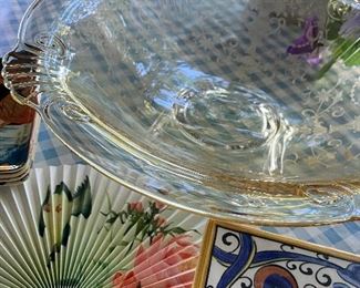 YELLOW DEPRESSION GLASS FOOTED BOWL 