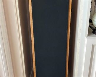 Pair Infinity Crescendo floor speakers