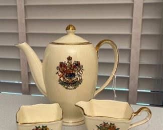 Royal Winton creamer & sugar, Grimwades Souvenir