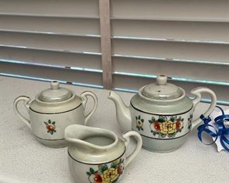 Children's teapot, creamer & sugar, Made in Japan