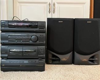 Sony mini sound system w/speakers