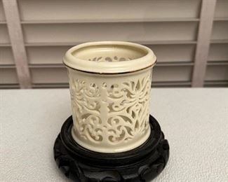 Lenox tea light holder w/stand