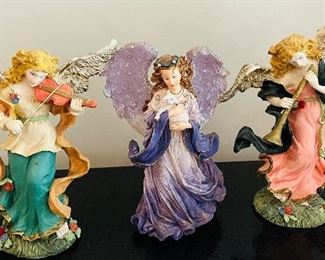 The Boyd's Collection, "Serena" (center)