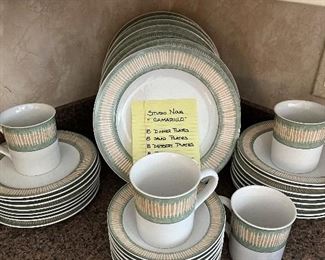 Studio Nova "Camarillo" 