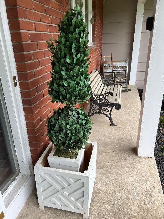 ESTATE SALE BY COLLEEN in Pittsford, NY starts on 9/16/2022