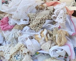Doilies and tons of vintage linens!! $2!!!