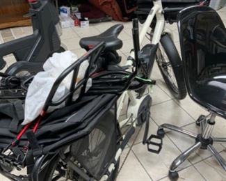 Benno Boost Performance electric bicycle with extremely low miles (225 miles) and lots of accessories!  $3,500