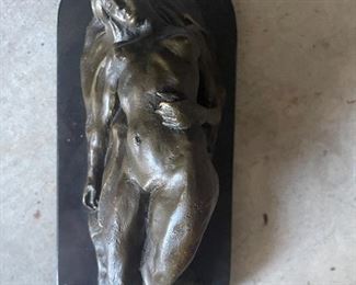 Nude bronze lady