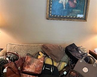 BRAHMIN
TORY BURCH
MICHAEL KORS